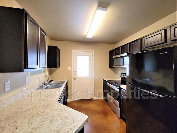 3rd image of 1574 Chance Ct
