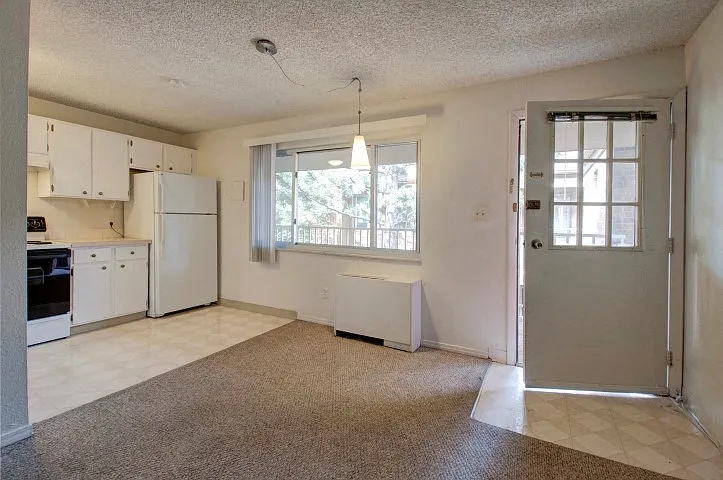 3423 Madison Ave — Photo 3
