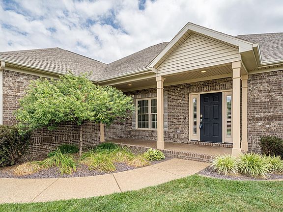 2nd image of 6054 Glen Oak Ct