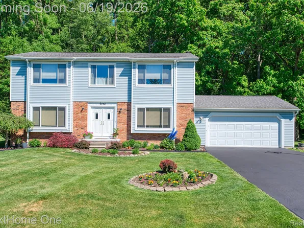 6448 Grand Circle Dr, Brighton, MI 48116