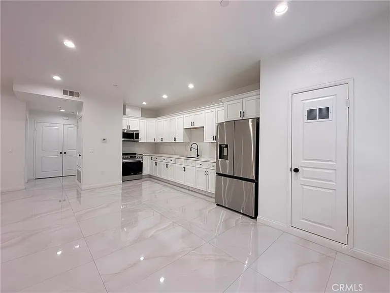 8153 Banana Ave #206 — Photo 8