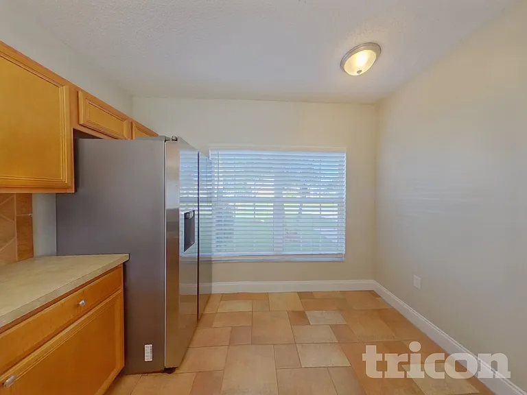 1141 Doncaster Ct — Photo 5