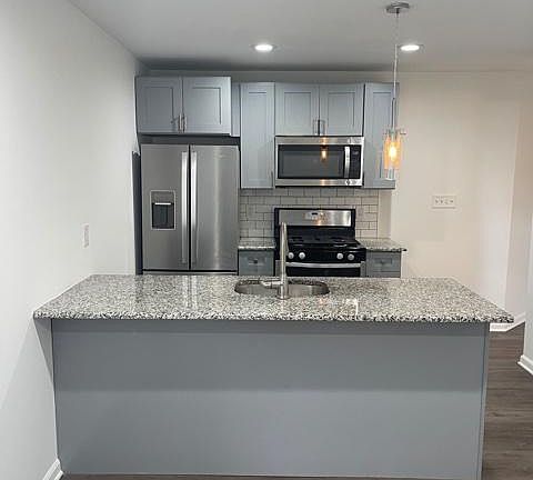2nd image of 2227 E Cumberland St APT 3