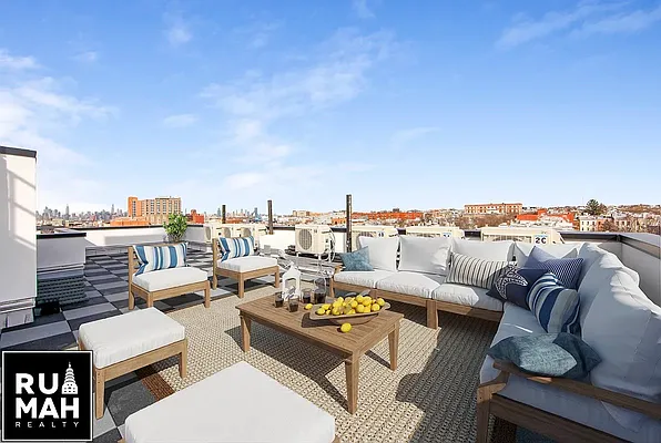 Rented by Rumah Realty Inc | media 5