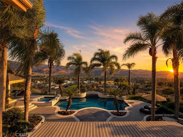26970 Abbey Glen Dr, Yorba Linda, CA 92887