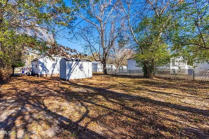 526 Mill St — Photo 9