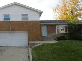 1670 Charleston Ct, Melrose Park, IL