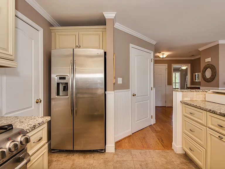18521 Harborside Dr — Photo 8