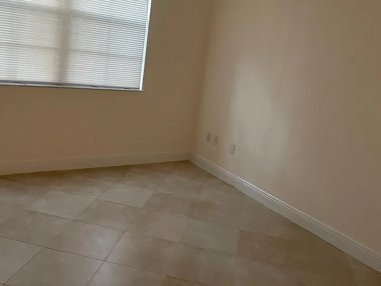 1803 N Flagler Dr #212 — Photo 14