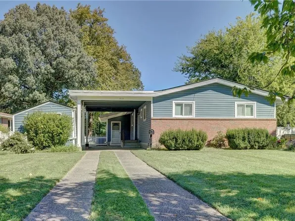 5524 Forest View Dr, Virginia Beach, VA 23455