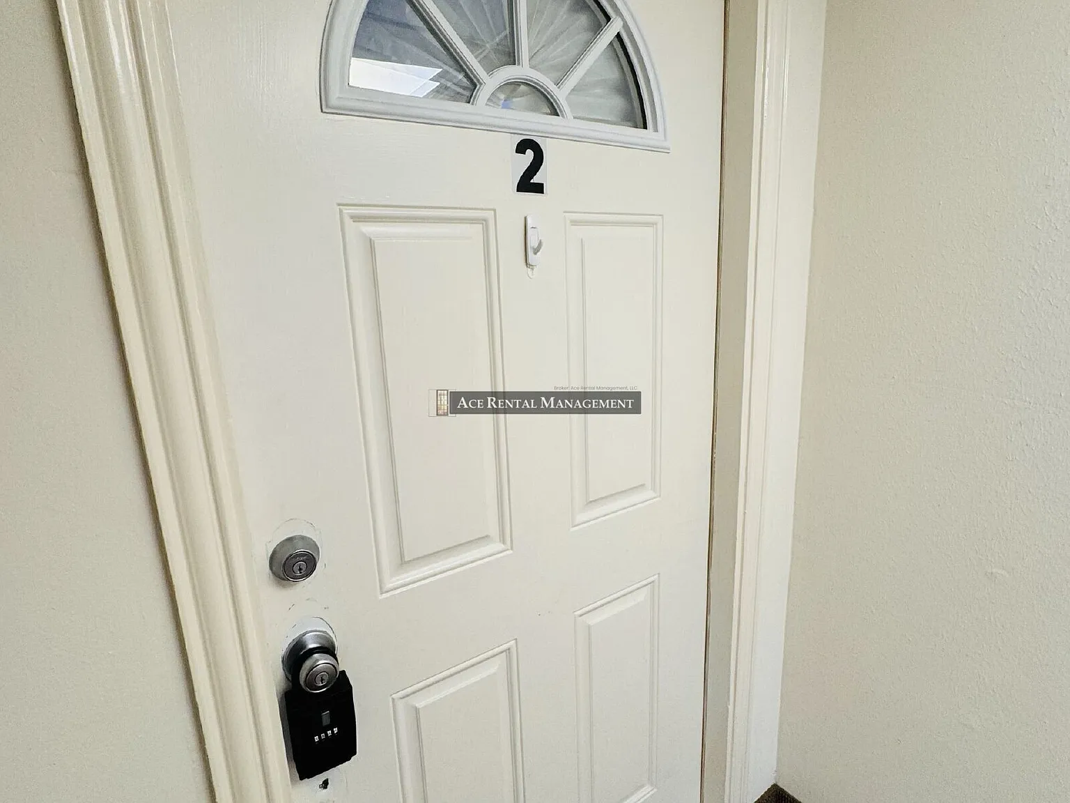 Spacious 1-Bed Oasis at 1700 Sun Avenue - Perfect Port Neches, TX Living! — Photo 2