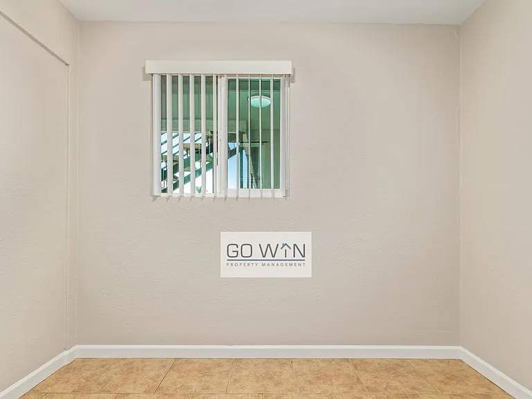 2146 E Taylor St — Photo 19