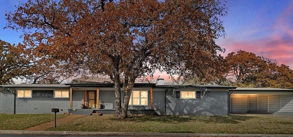 1st image of 1201 NW 6th Ave