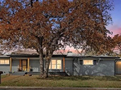 1201 NW 6th Ave, Mineral Wells, TX, 76067