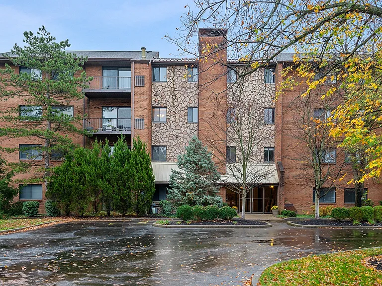 Indian Creek Apartments and Townhomes — Photo 135