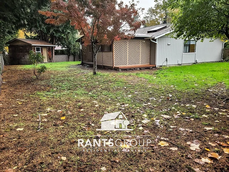 4910 Sheridan Dr SE — Photo 9
