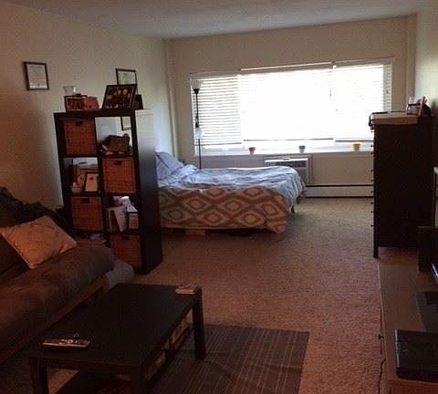 3rd image of 3116 Girard Ave S APT 206