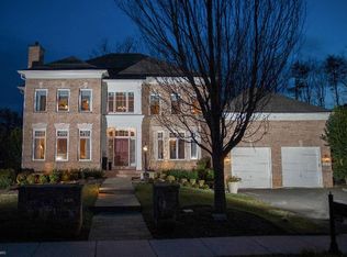 11101 Chessington Pl, Reston, VA 20194