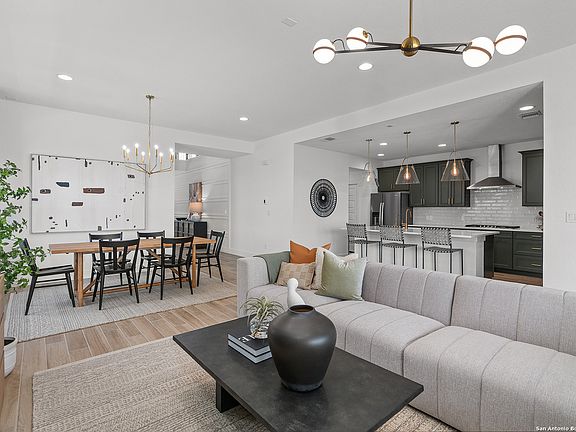 5th image of 318 Bodensee Place