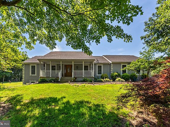 3rd image of 21147 Cedar Grove Rd