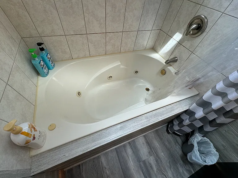 8A95 Hamilton Dr — Photo 5