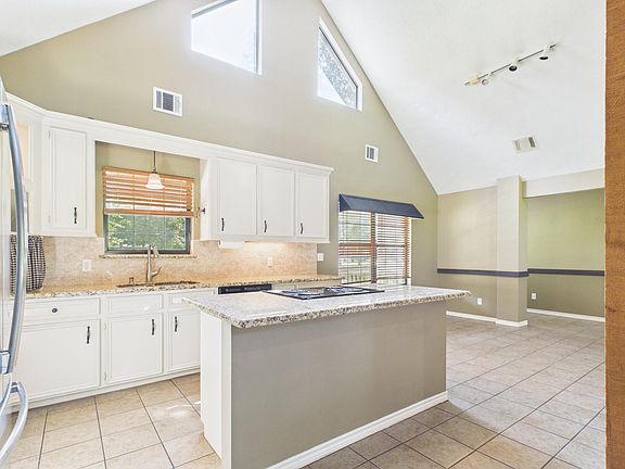 5th image of 260 Ridge Ln