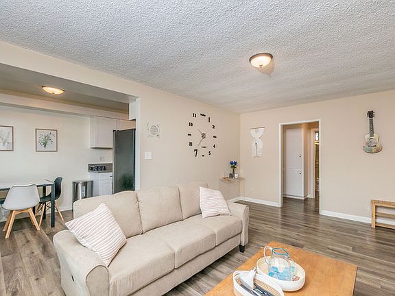 2nd image of 621 N Stoneman Ave #D
