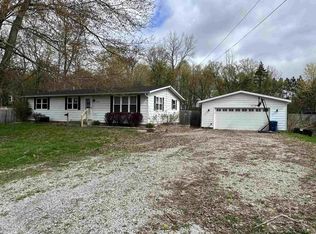 959 E Werkema Ln, Midland, MI 48640