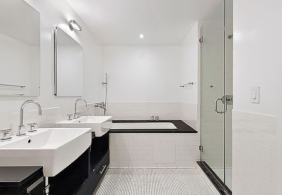 4th image of 110 Livingston St APT 12I