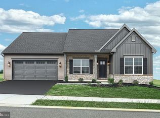 524 Winding Creek Blvd, Annville, PA 17003