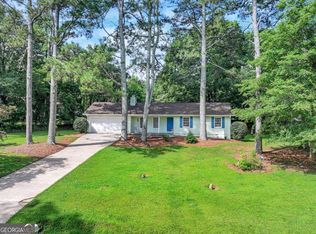 5415 Hickory Pl, Oakwood, GA 30566