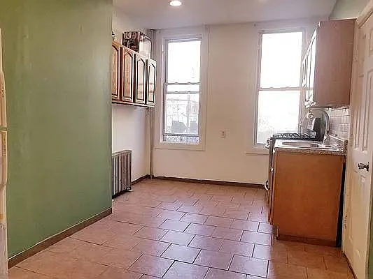 Rented by Voro Purple LLC | media 39