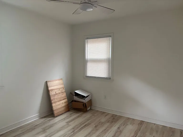 105 Lenwood Ct — Photo 6