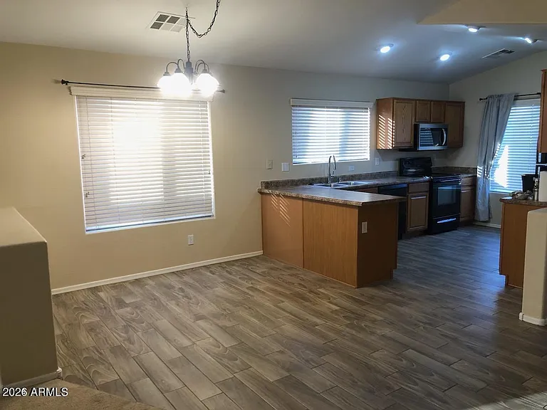 24638 N Shelton Way — Photo 7