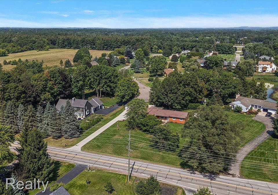 12821 Ten Mile Rd, photo 30