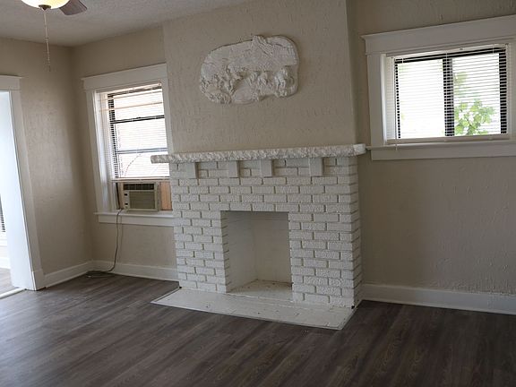 3rd image of 4111-4113 Walnut St #10