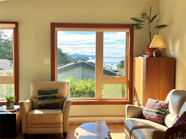133 Corbett Rd #14, Saltspring Island, BC V8K 2W6