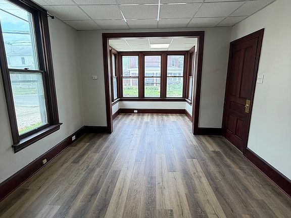 4th image of 320 N Hanover St APT A