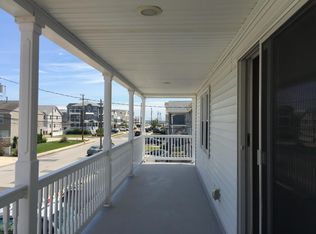 110 11th St N #B, Brigantine, NJ 08203