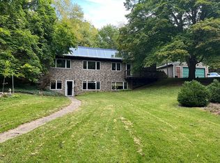 3312 187th Street Ct N, East Moline, IL 61244