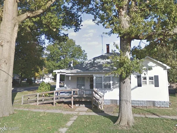 431 College Ave, Centralia, IL 62801