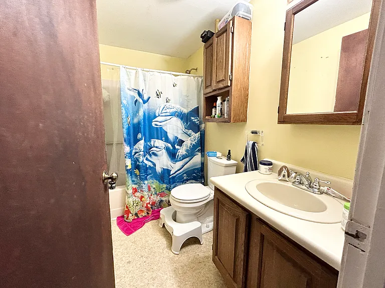 33 Lawn St #2 — Photo 8