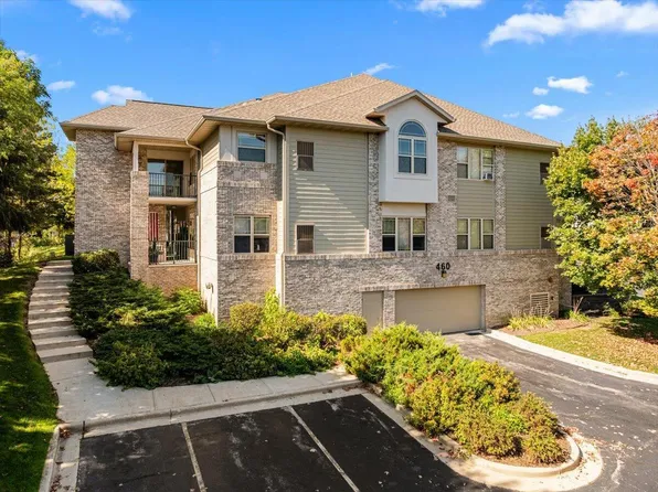460 North Silverbrook DRIVE #207, West Bend, WI 53090