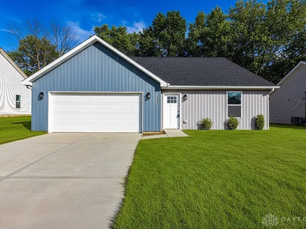 2064 Thimble Creek Dr, Dayton, OH 45426