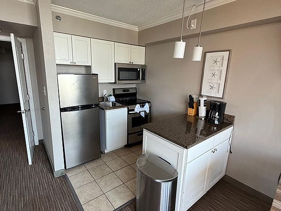 3rd image of 6900 Ocean Blvd. N #910
