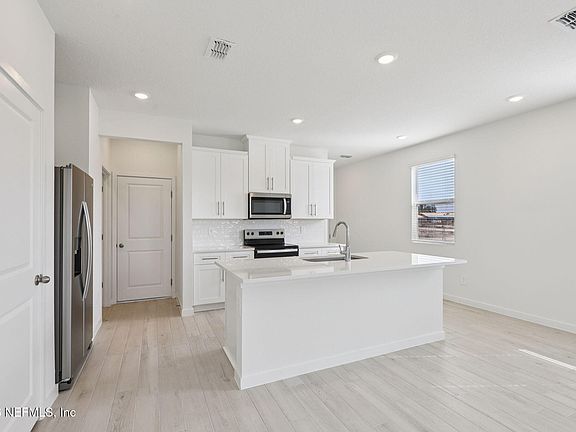 4th image of 3746 CAIRO Way