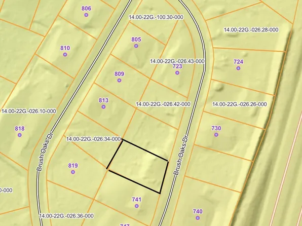 735 Brush Oaks Dr, Altoona, PA 16602