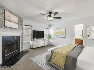 1538 CRABAPPLE COVE Court N, Jacksonville, FL 32225