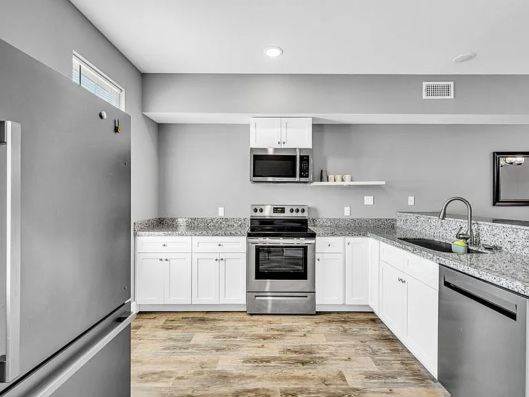 107 E Orchard Loop — Photo 5