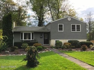210 Sarah St, Milford, PA 18337
